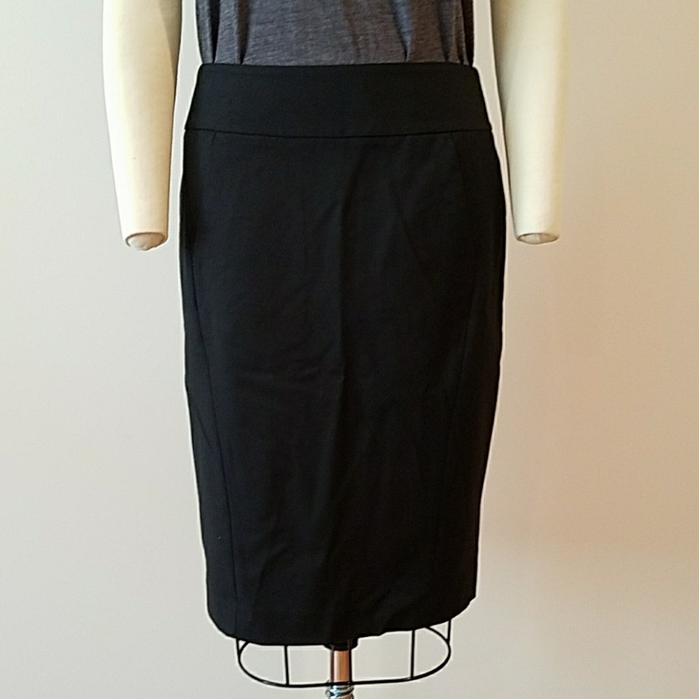 LOFT Pencil skirt with pockets